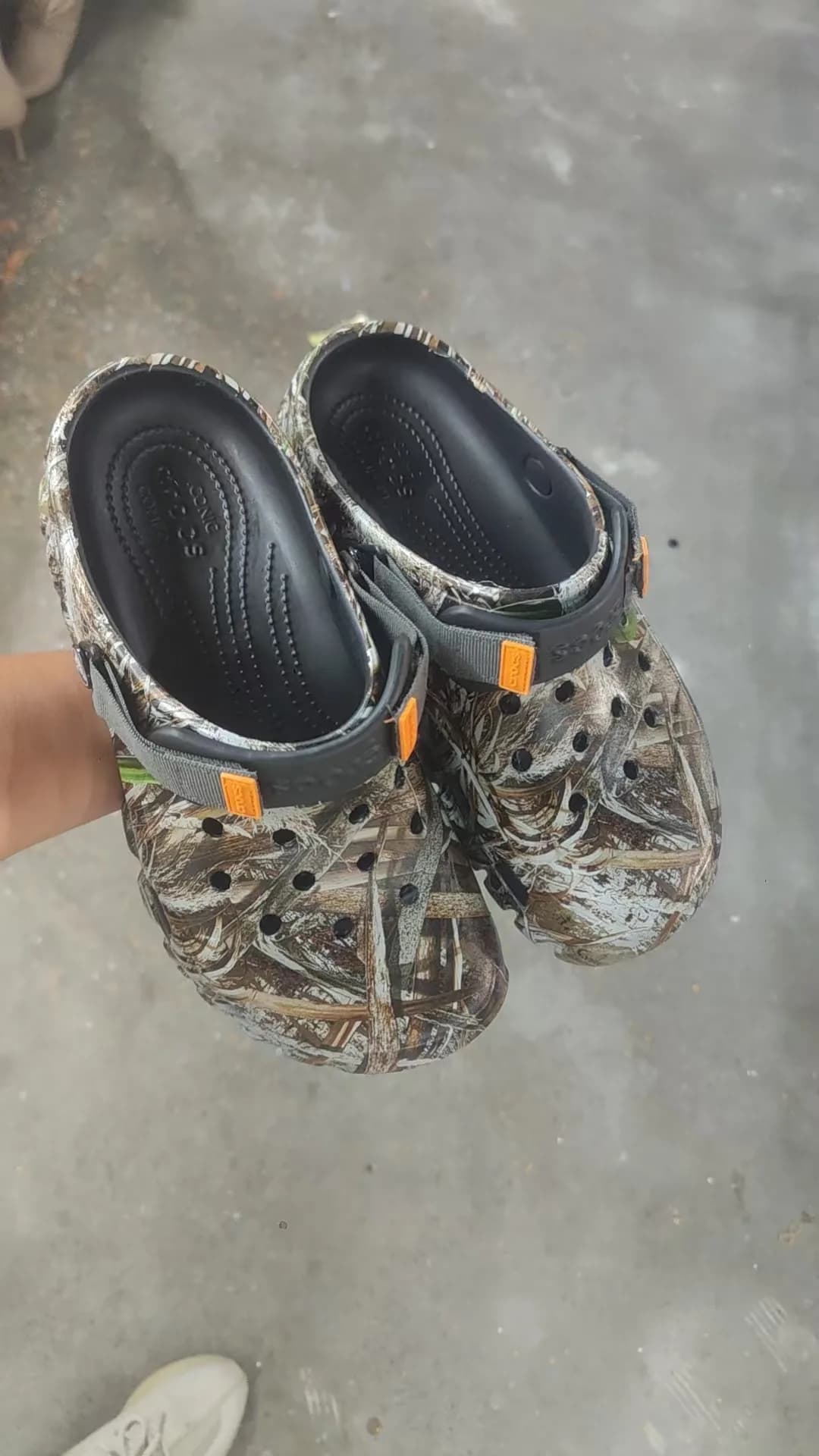 Ouluo Transfer Print Clogs
